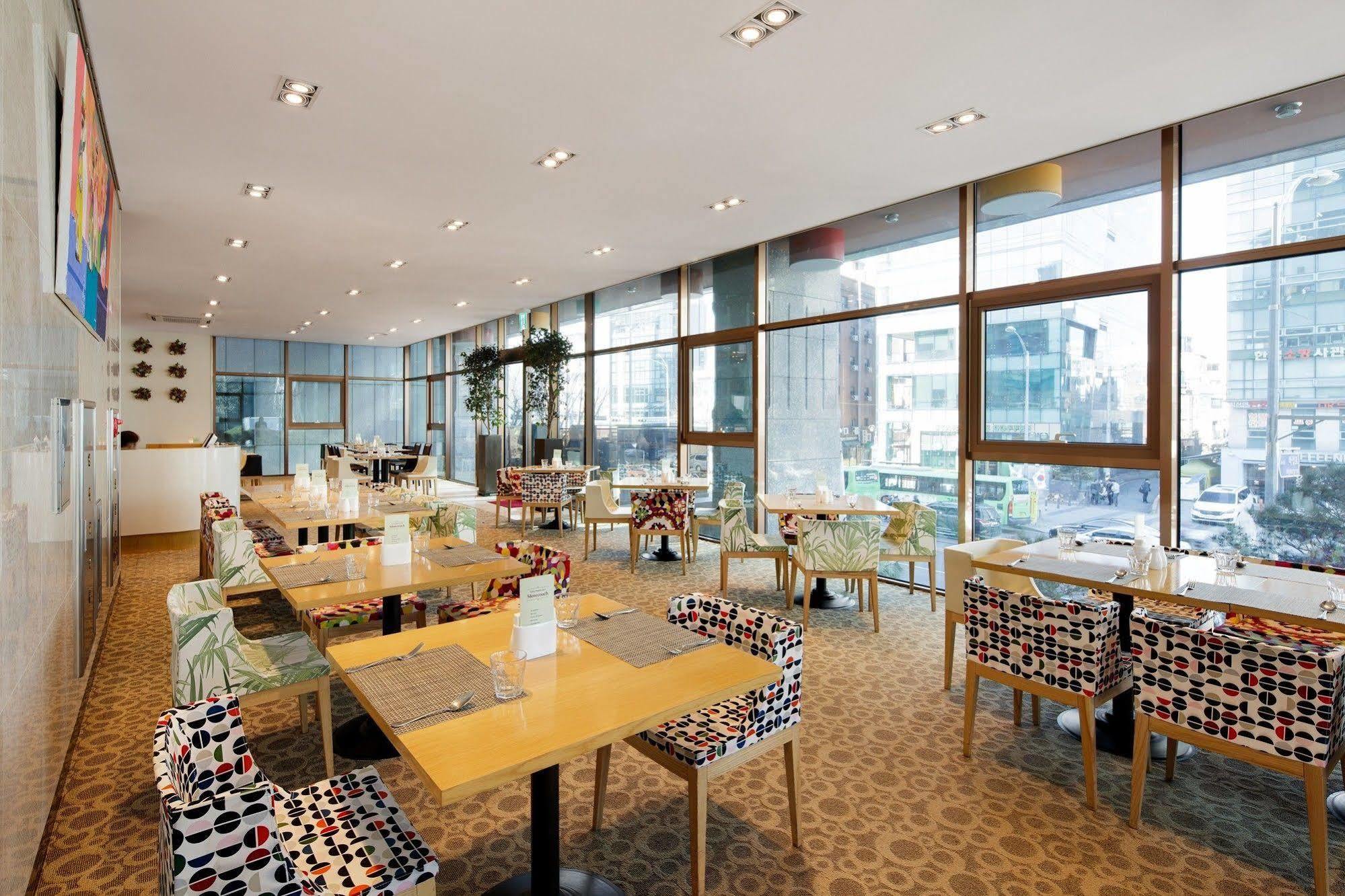 Ramada Encore By Wyndham Seoul Dongdaemun Exterior foto